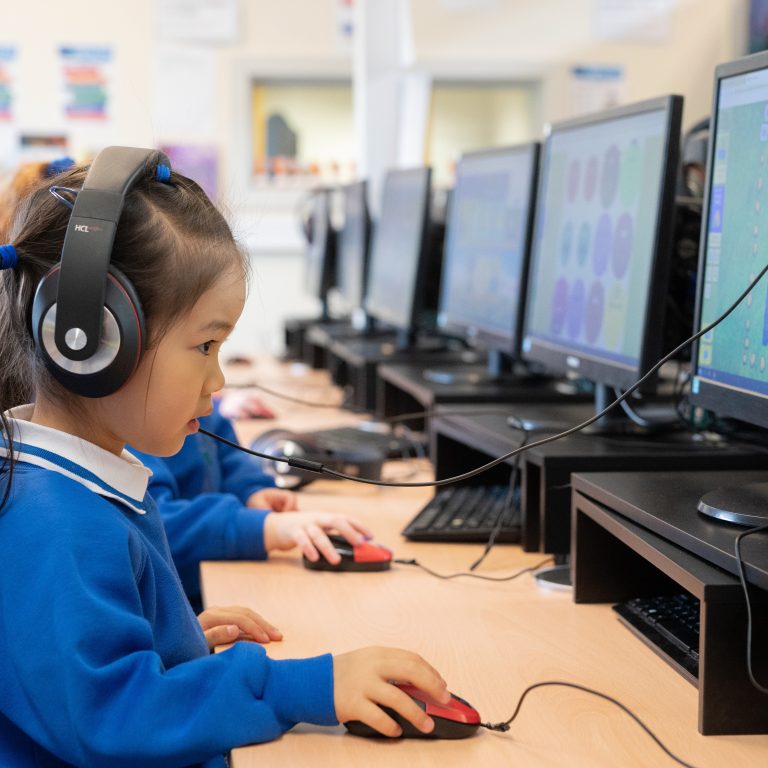 girl using a computer